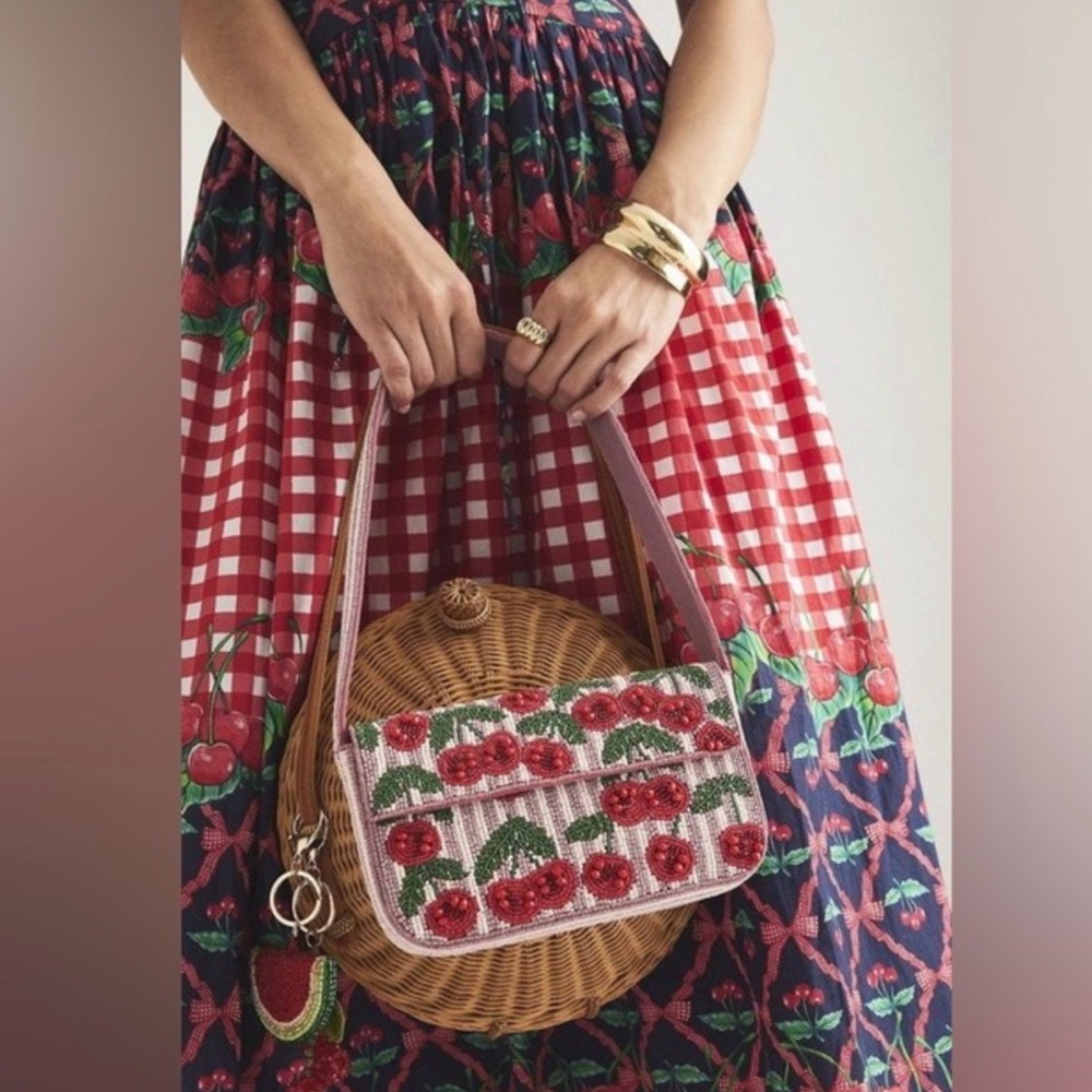 🍒🍒 EUC RARE ANTHROPOLOGIE x MAEVE - Fiona Beaded Shoulder Bag: Cherries - Picture 3 of 8